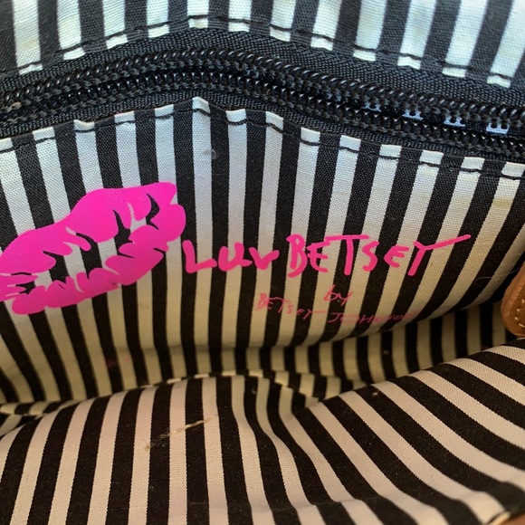 Betsey Johnson small crossbody bag / purse - Picture 9 of 11
